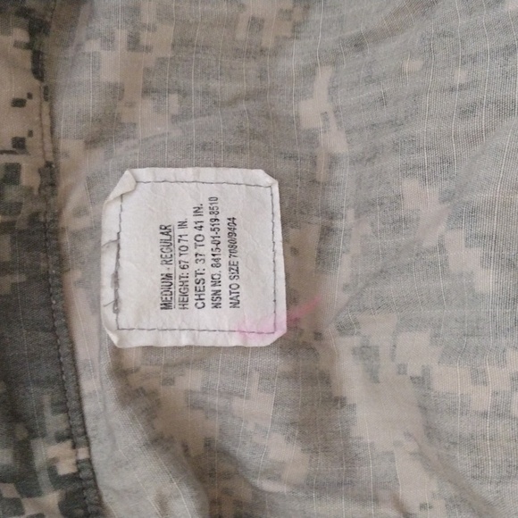Army issued combat uniform coat - Picture 3 of 3